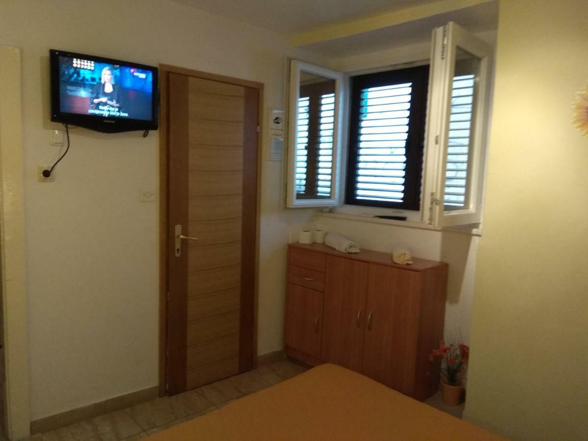 Apartment Paradise Holiday Спліт Екстер'єр фото